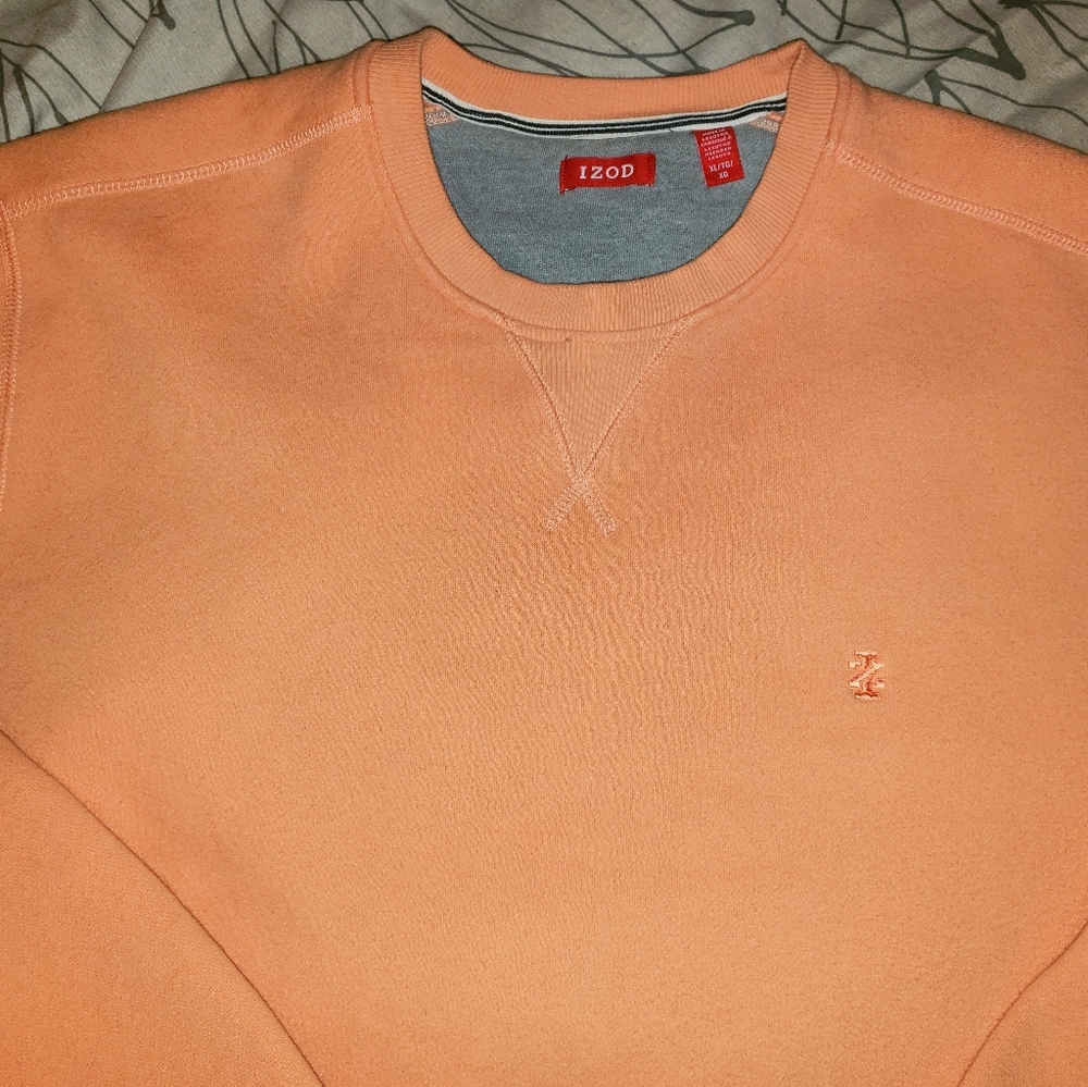 Izod sweatshirt Peach color